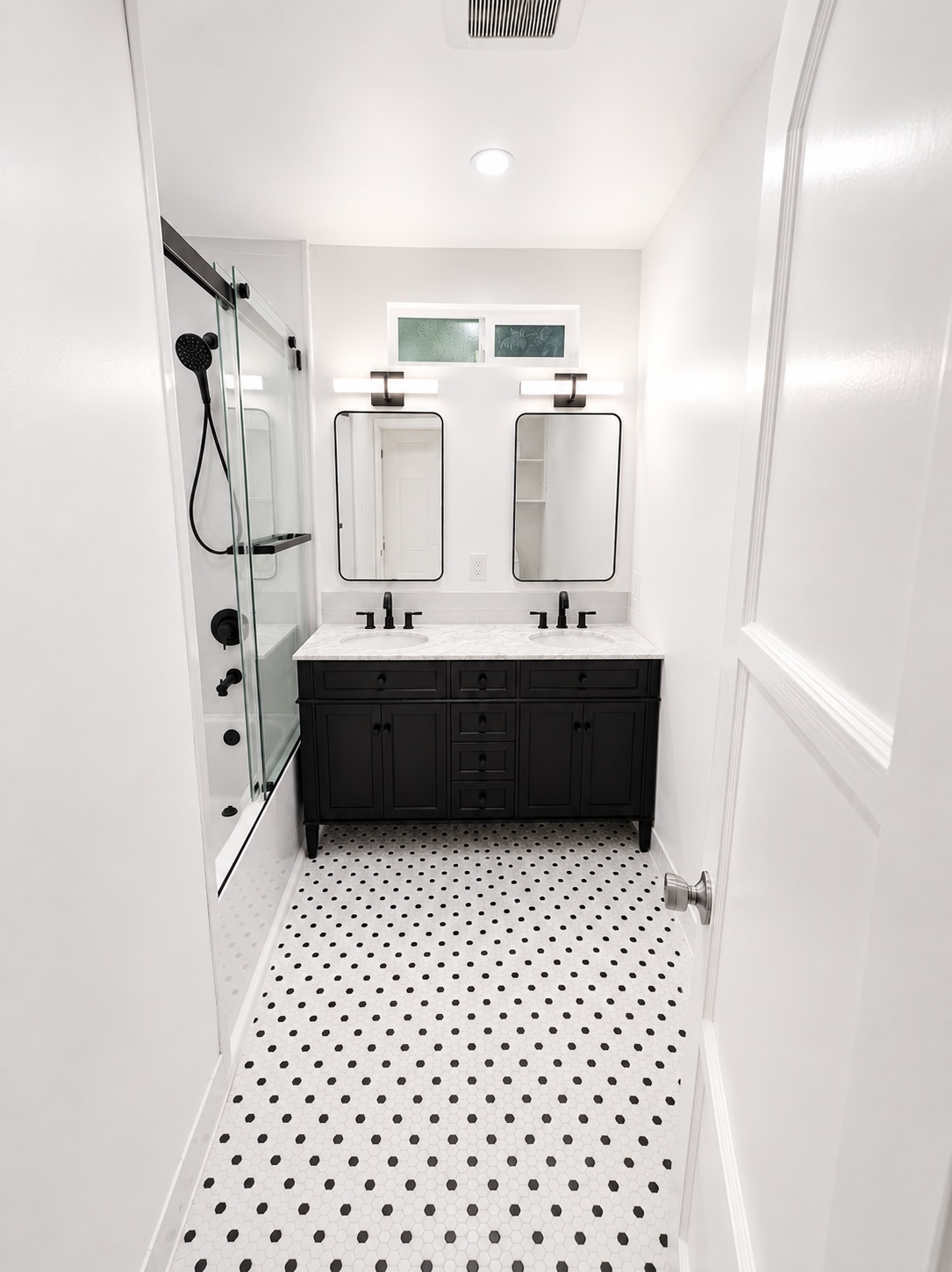 Sherman Oaks bathroom after the 3-B'z Painting Co remodel